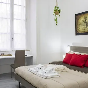 amare-napoli.hotels-amalfi.com/