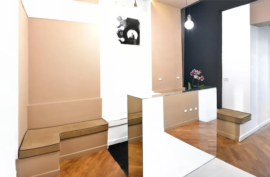 Bibi E Romeo'S Home Rome